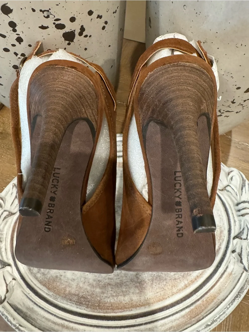 Lucky Brand sleek pointed